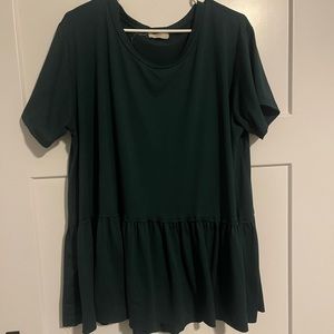 Forest Green 2x ruffled hem top